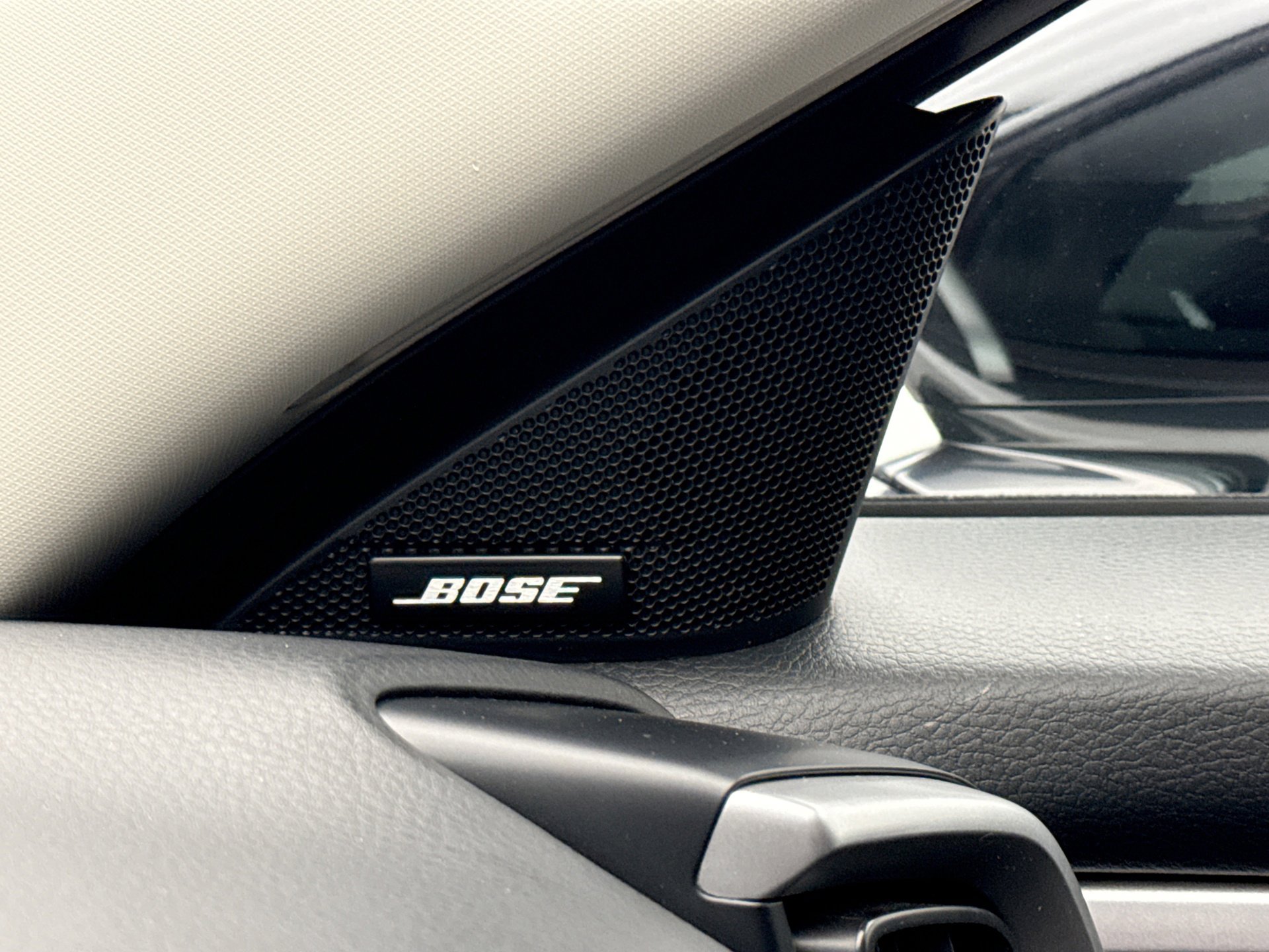 Used 2024 MAZDA CX-50 AWD 2.5 S w/ Cargo Package image 15