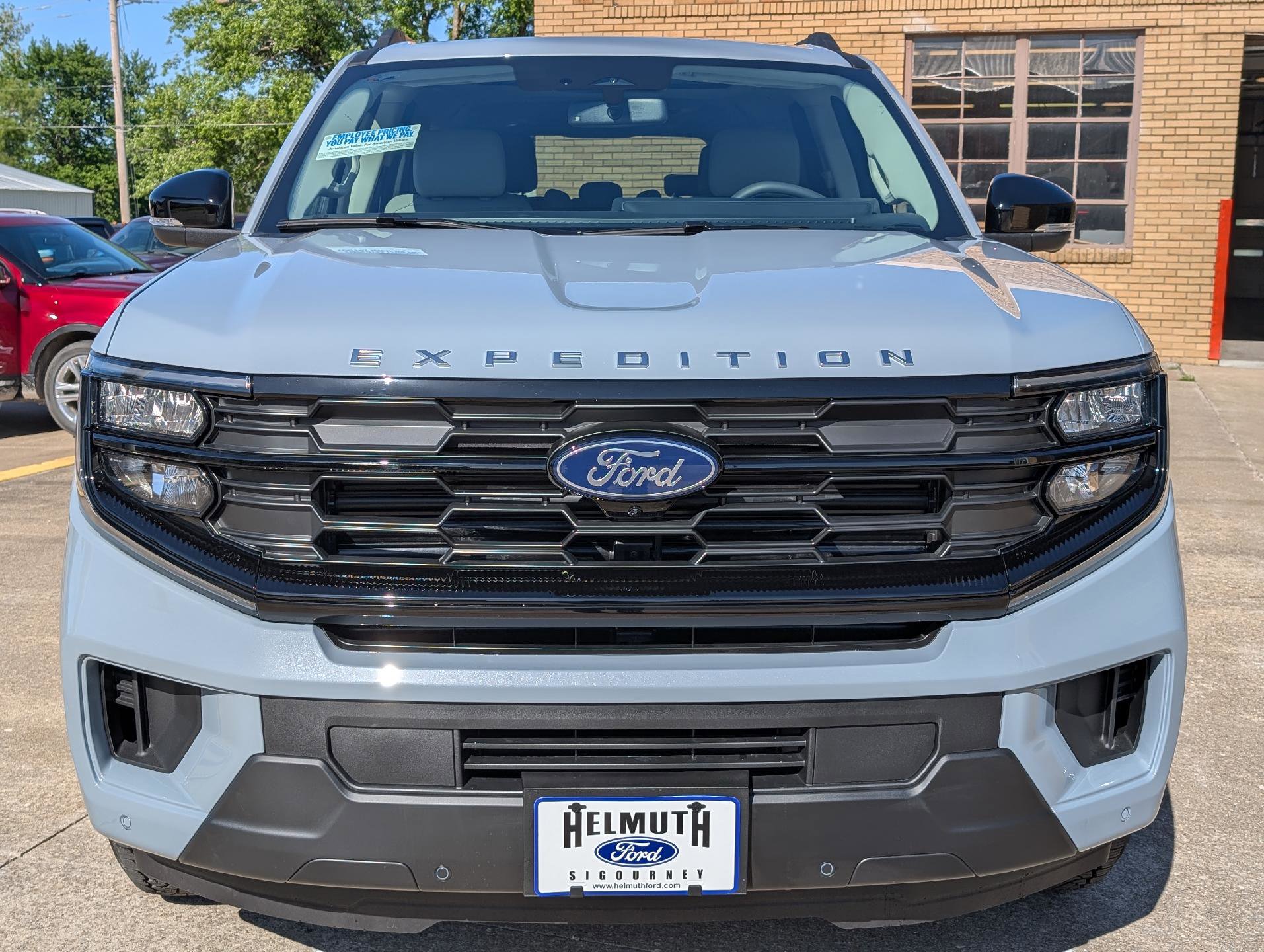 Used 2026 Ford Expedition Max Active AWD/4WD image 3