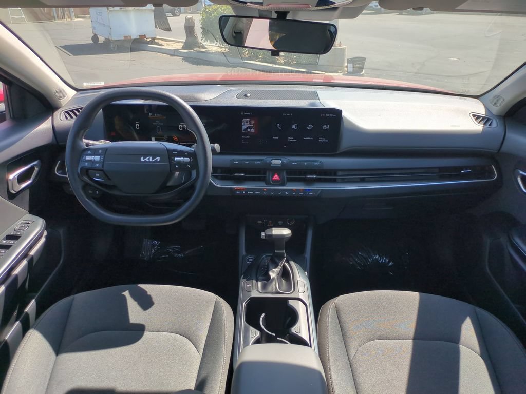 Used 2025 Kia K4 FWD image 24