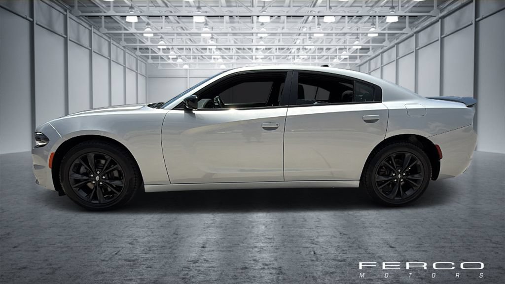 Used 2020 Dodge Charger SXT w/ Blacktop Package AWD/4WD image 2