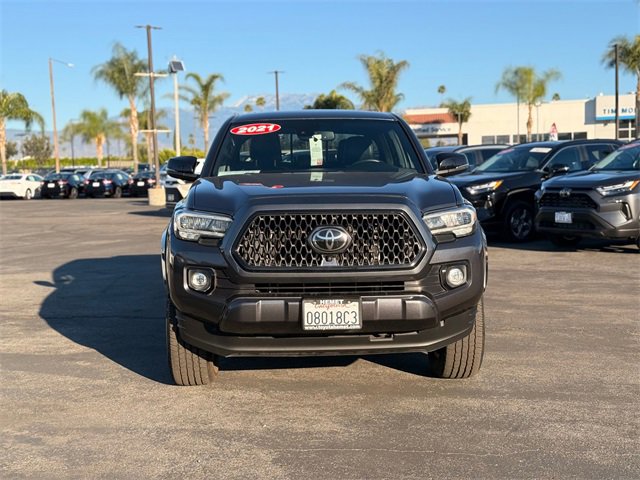 Used 2021 Toyota Tacoma Limited image 2