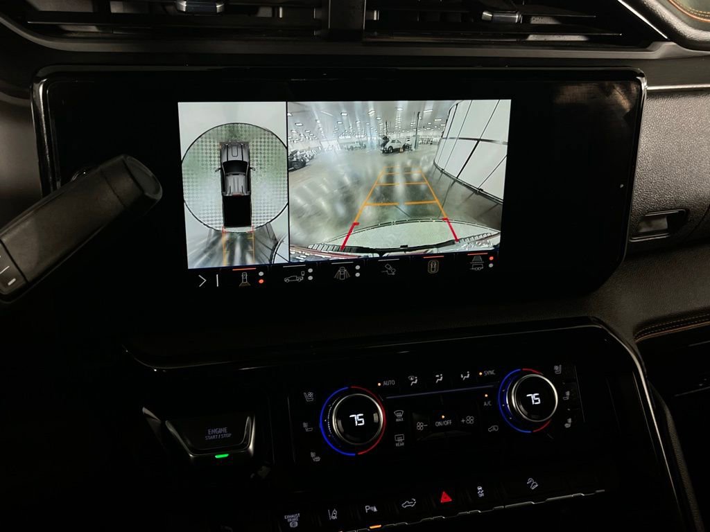 Used 2025 GMC Sierra 3500 AT4 w/ AT4 Premium Plus Package image 18