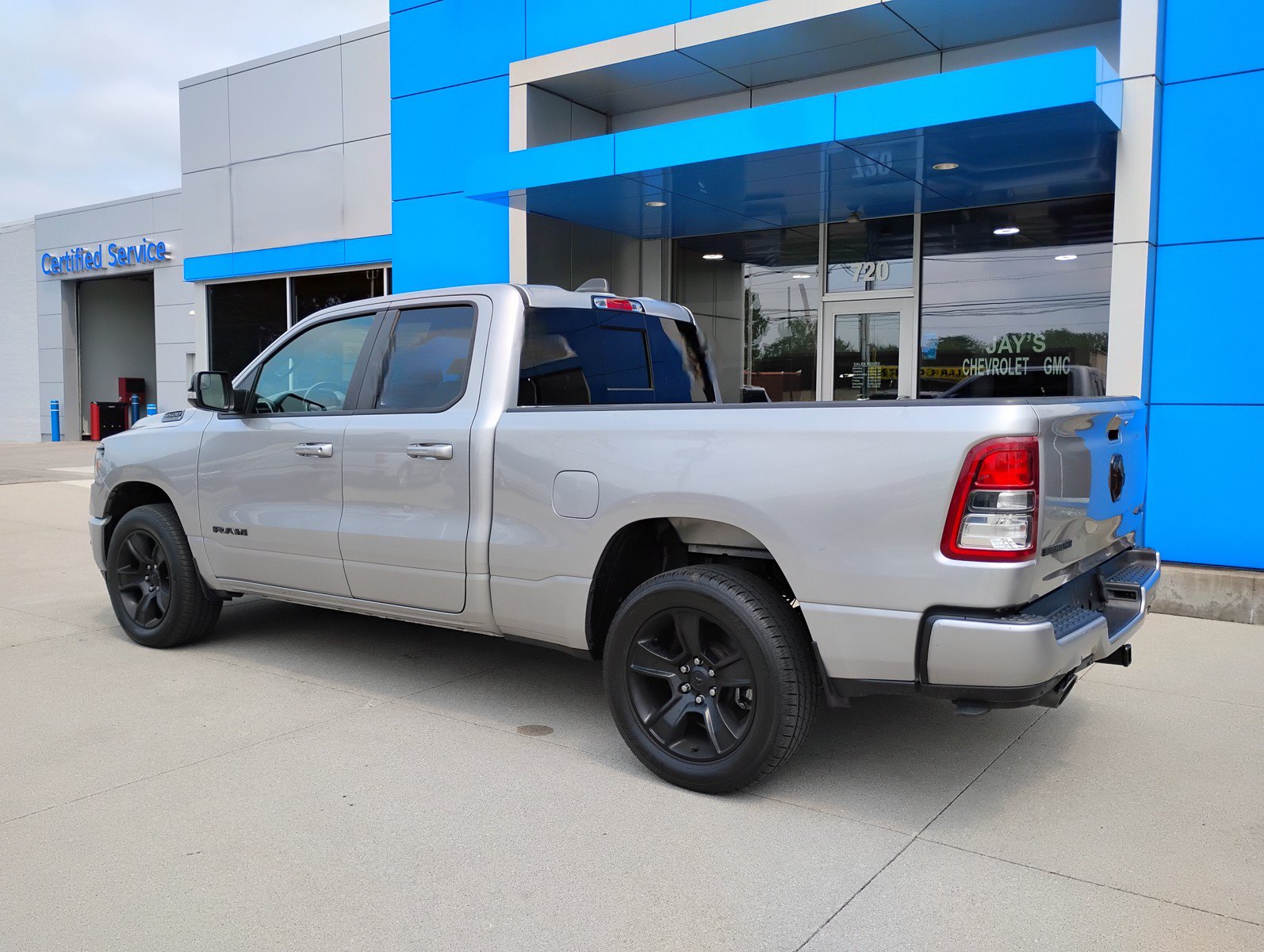 Used 2021 RAM 1500 Big Horn AWD/4WD image 10