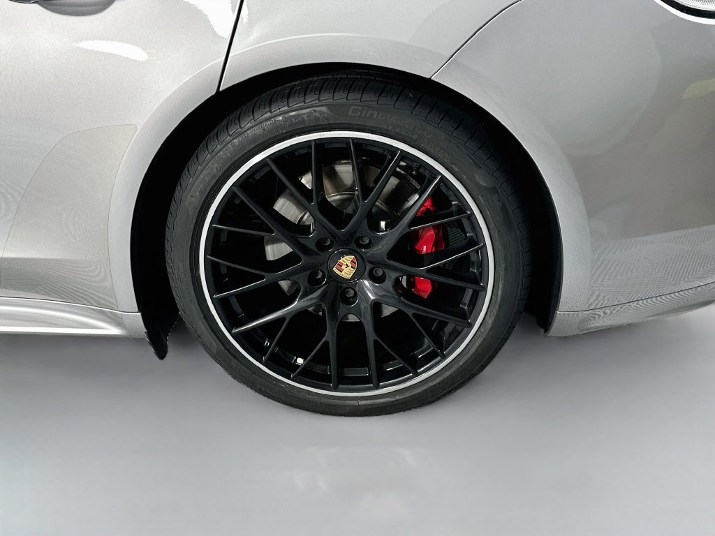 Certified 2022 Porsche Panamera GTS AWD/4WD image 33