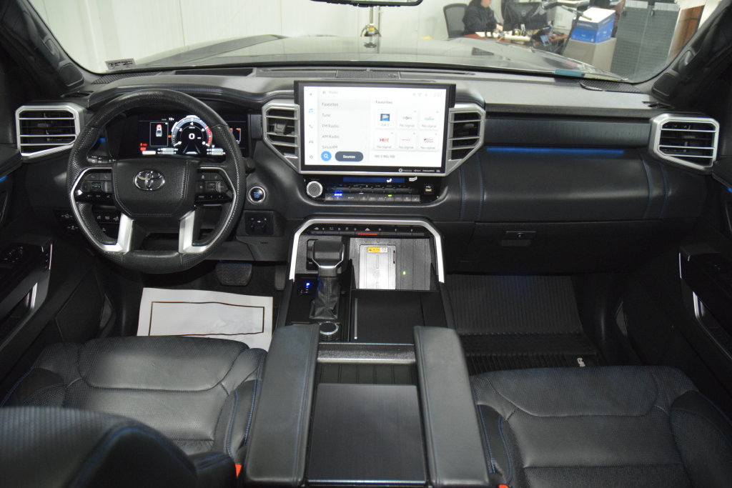 Used 2024 Toyota Tundra Platinum AWD/4WD image 25