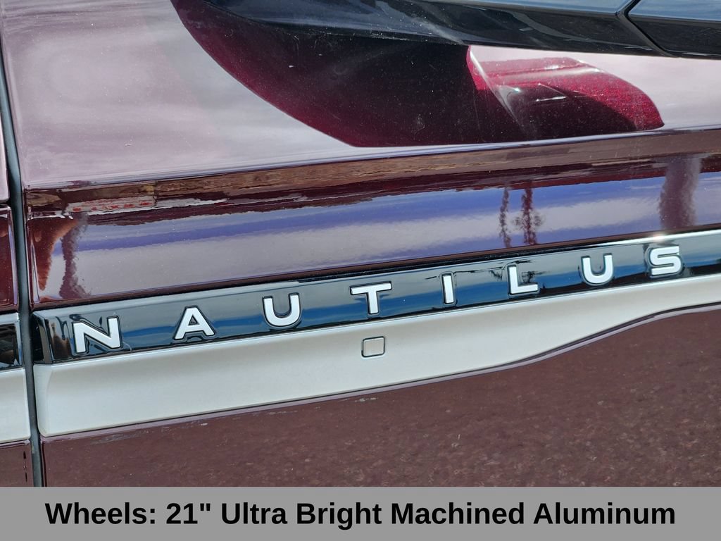 Used 2024 Lincoln Nautilus Reserve w/ Equipment Group 203A AWD/4WD image 15