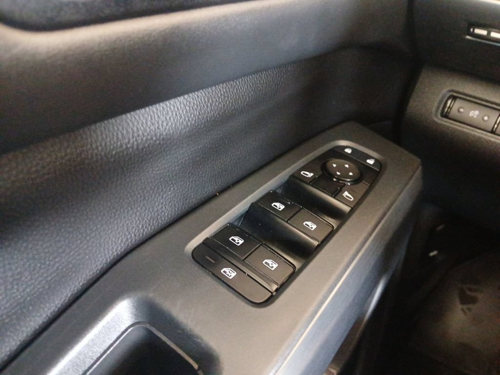 Used 2023 Nissan Pathfinder Rock Creek AWD/4WD image 19