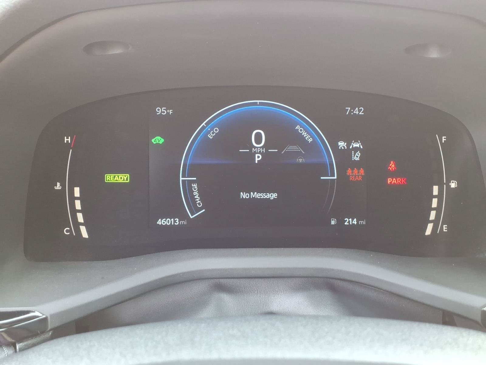 Used 2025 Toyota Camry SE FWD image 14