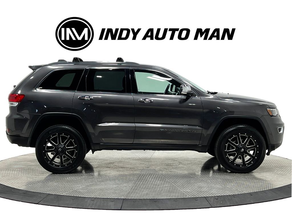 Used 2019 Jeep Grand Cherokee Limited w/ Luxury Group II image 3