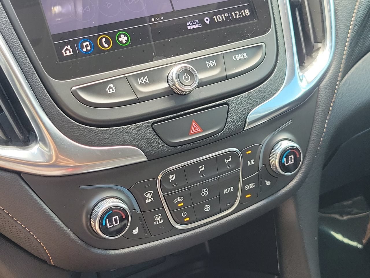Used 2021 Chevrolet Equinox Premier w/ Redline Edition FWD image 27