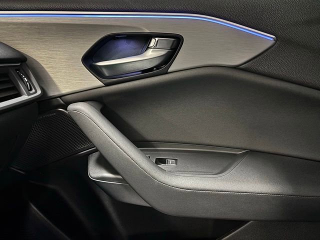 Certified 2025 Acura TLX w/ Technology Package image 22