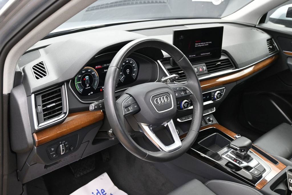 Used 2024 Audi Q5 e Premium w/ Convenience Package AWD/4WD image 19