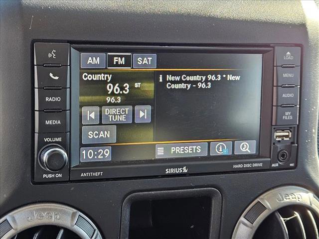 Used 2018 Jeep Wrangler Unlimited Sport w/ Connectivity Group image 9