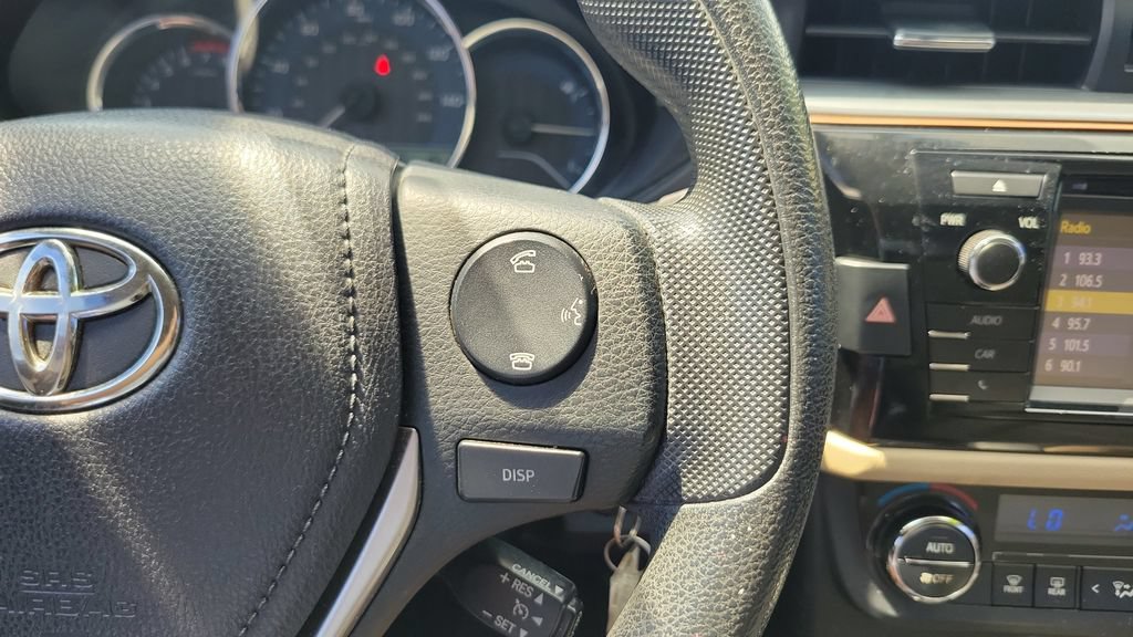 Used 2014 Toyota Corolla LE FWD image 21