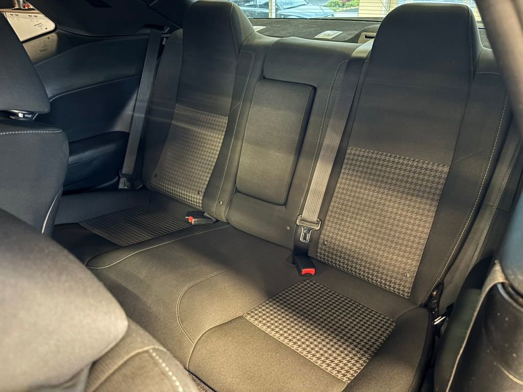 Used 2018 Dodge Challenger R/T Scat Pack w/ Driver Convenience Group image 24