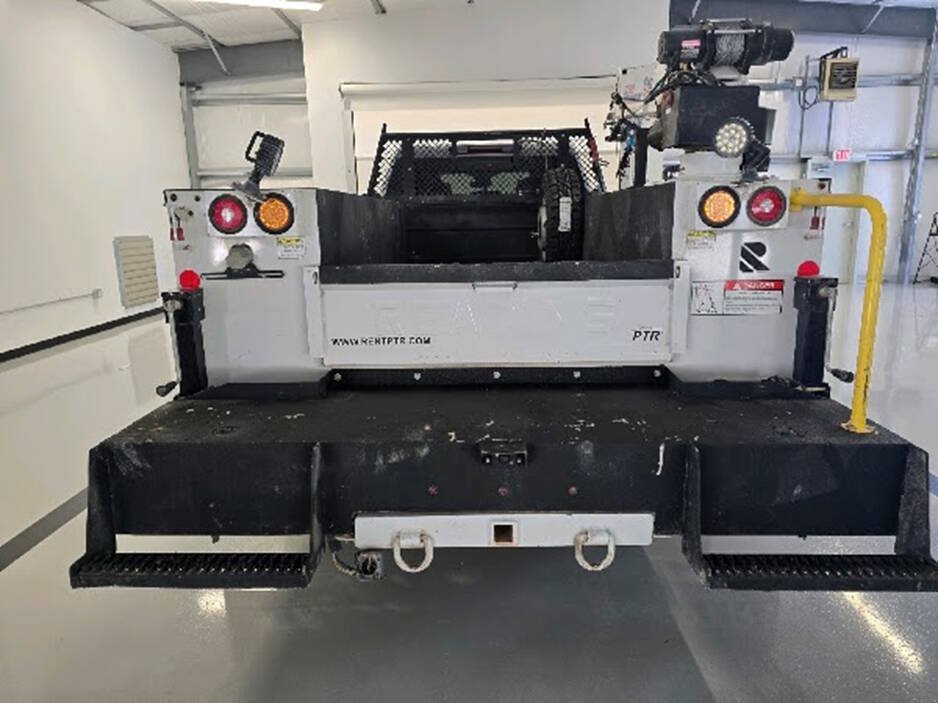 Used 2024 Chevrolet Silverado 3500 W/T w/ Snow Plow Prep Package AWD/4WD image 9
