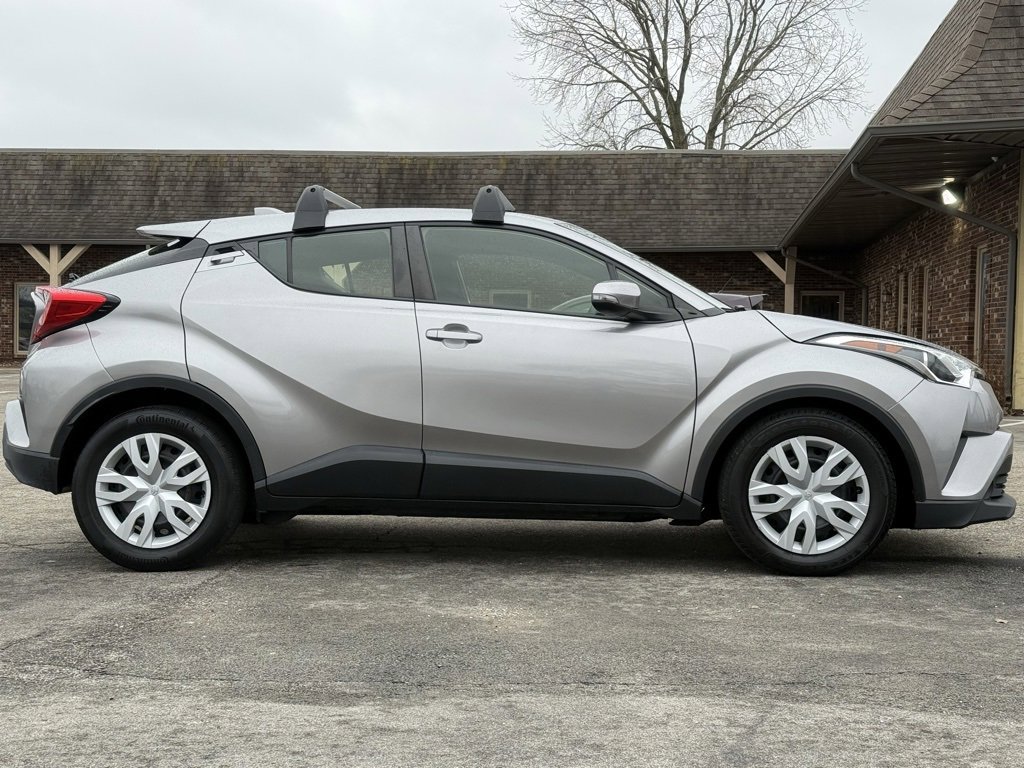 Used 2019 Toyota C-HR LE image 7