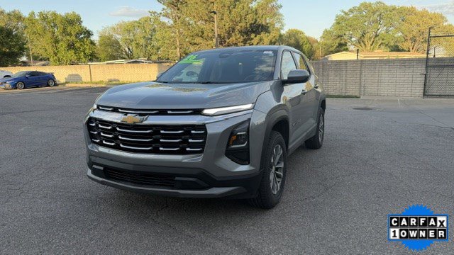 Used 2026 Chevrolet Equinox LT AWD/4WD image 2