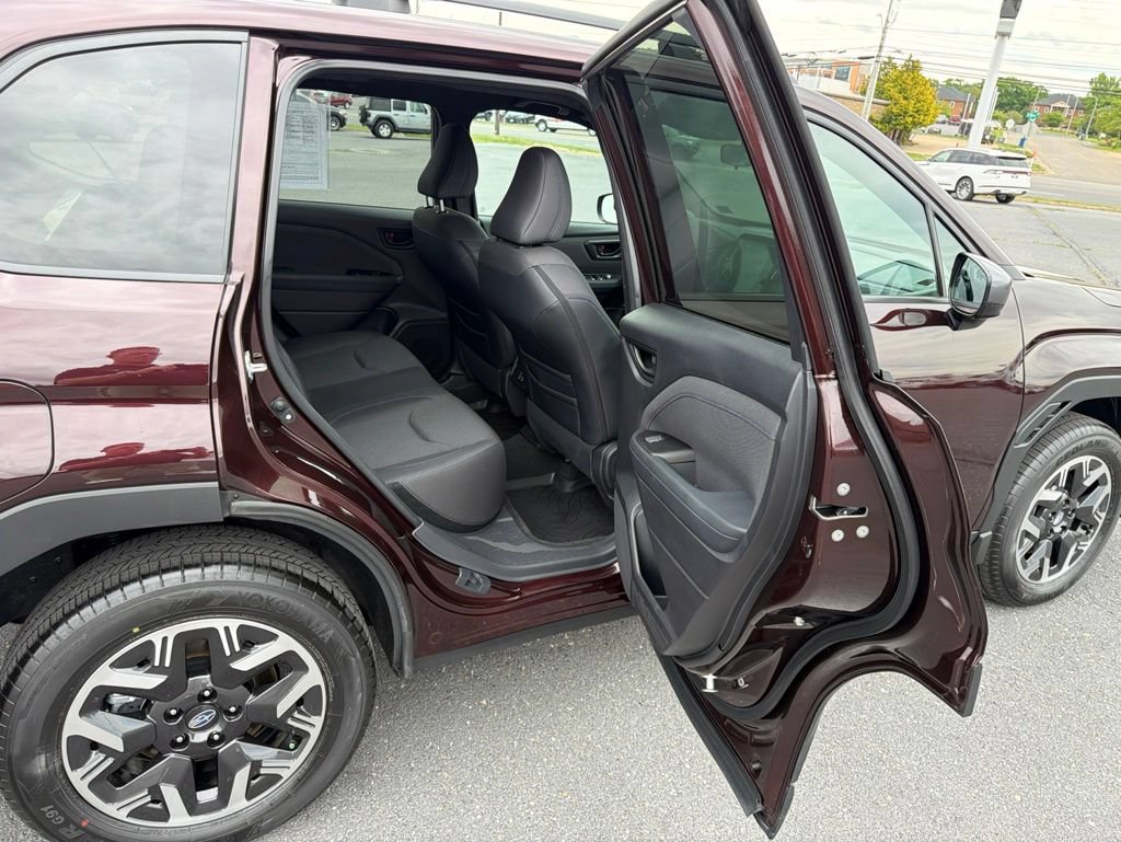 Certified 2026 Subaru Forester Premium AWD/4WD image 18