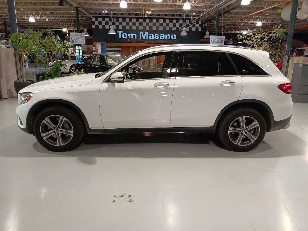 Used 2019 Mercedes-Benz GLC 300 4MATIC image 9