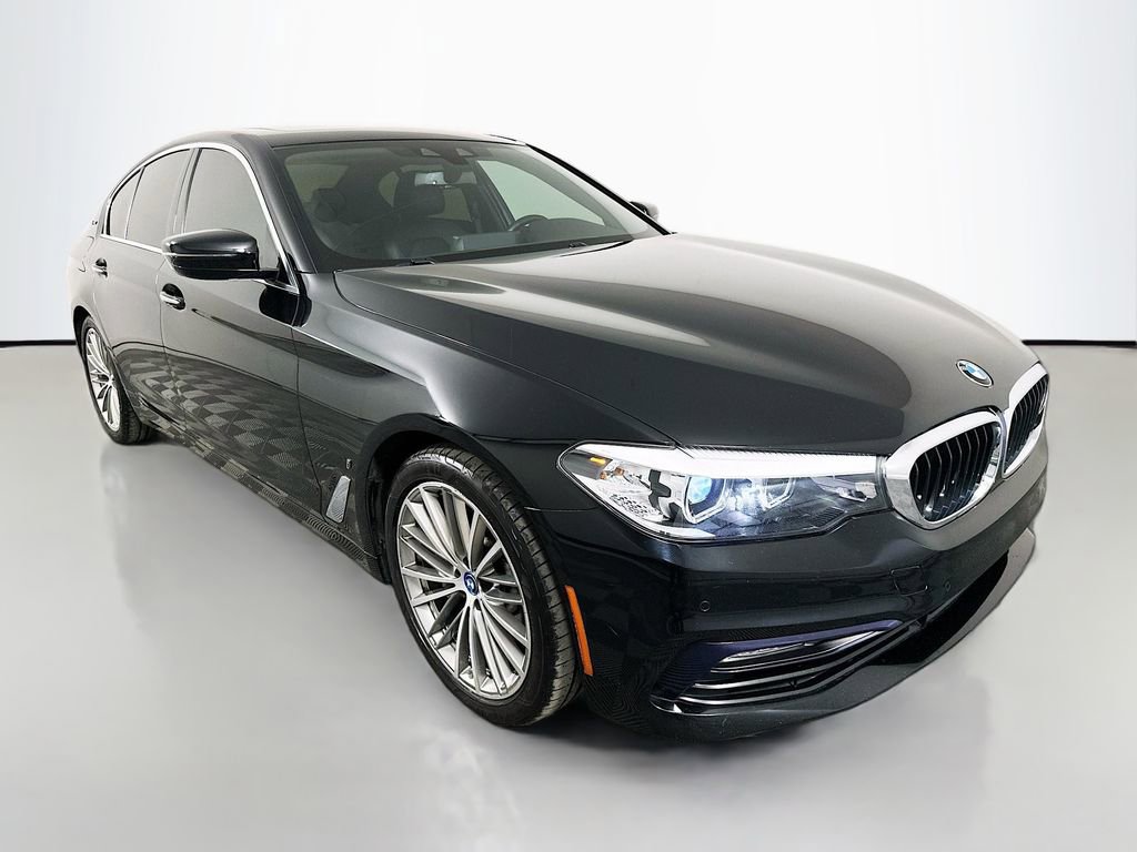 Used 2018 BMW 530e w/ Premium Package 2 RWD image 3