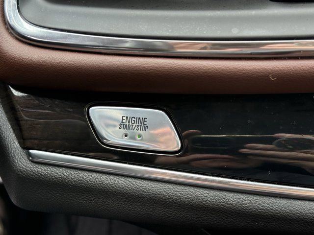 Used 2020 Buick Enclave Avenir w/ Avenir Technology Package image 25