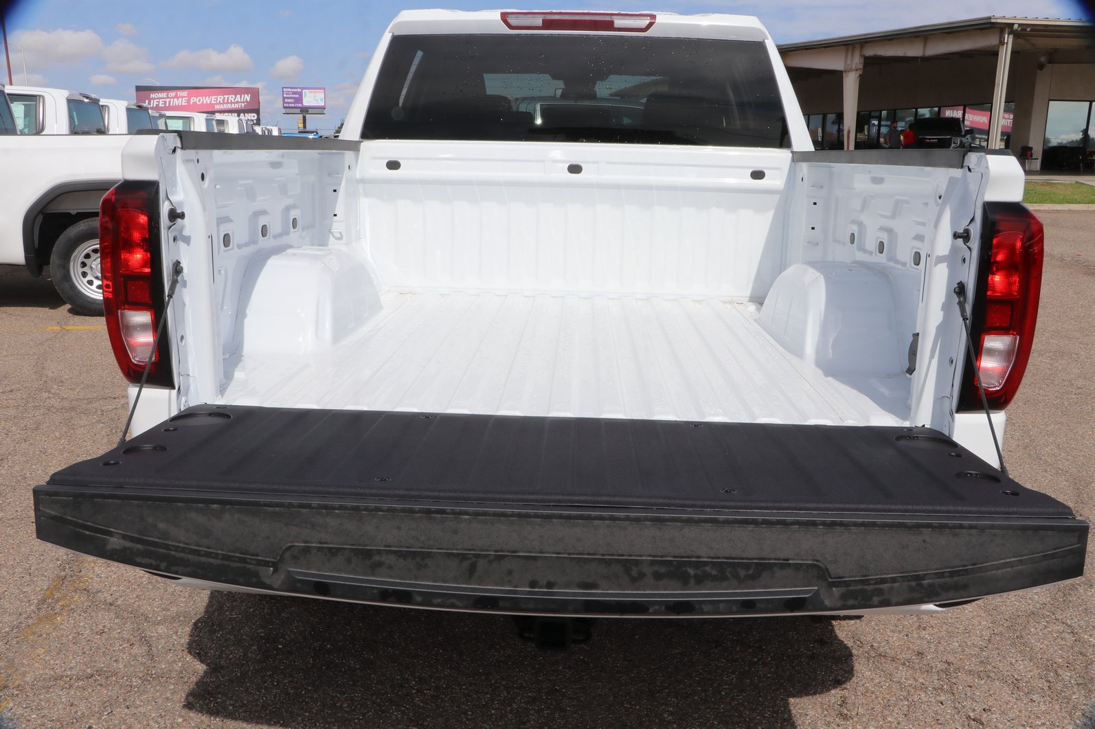 New 2026 GMC Sierra 1500 Elevation AWD/4WD image 28