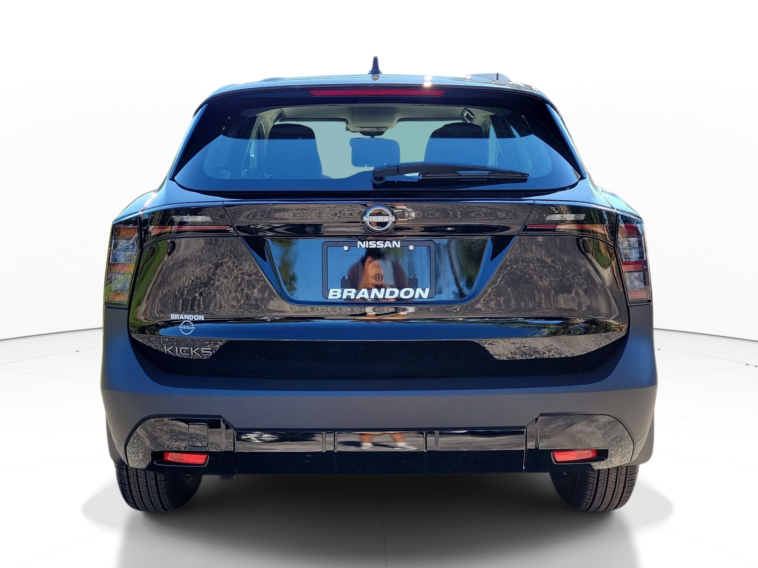 New 2027 Nissan Kicks S FWD image 6