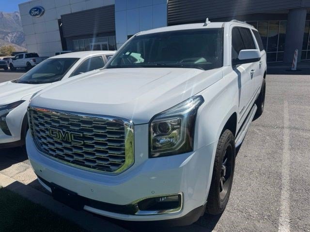 Used 2019 GMC Yukon XL Denali AWD/4WD image 3