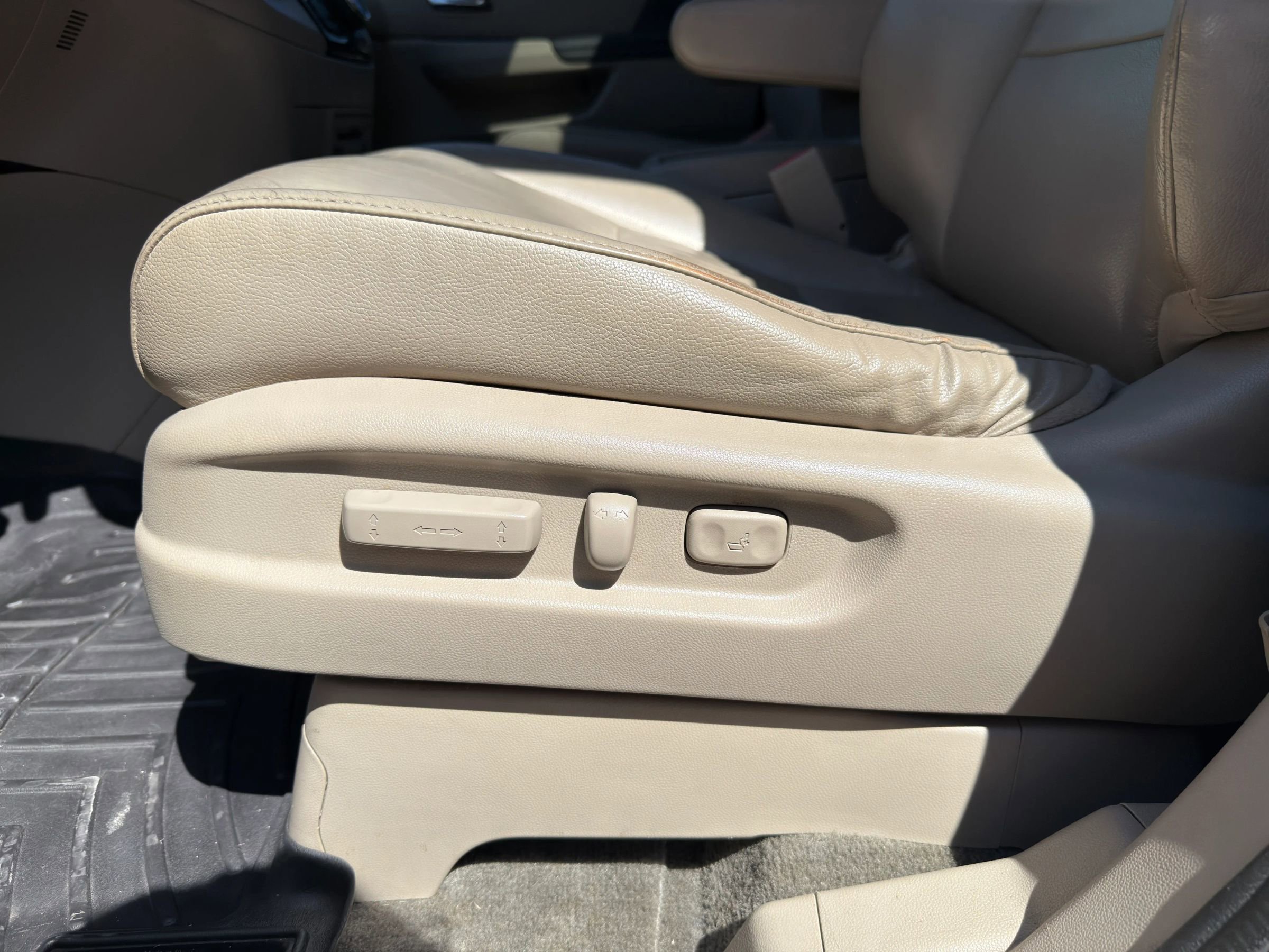Used 2015 Honda Odyssey Touring image 30