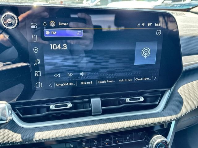 New 2025 Chevrolet Equinox LT FWD image 36