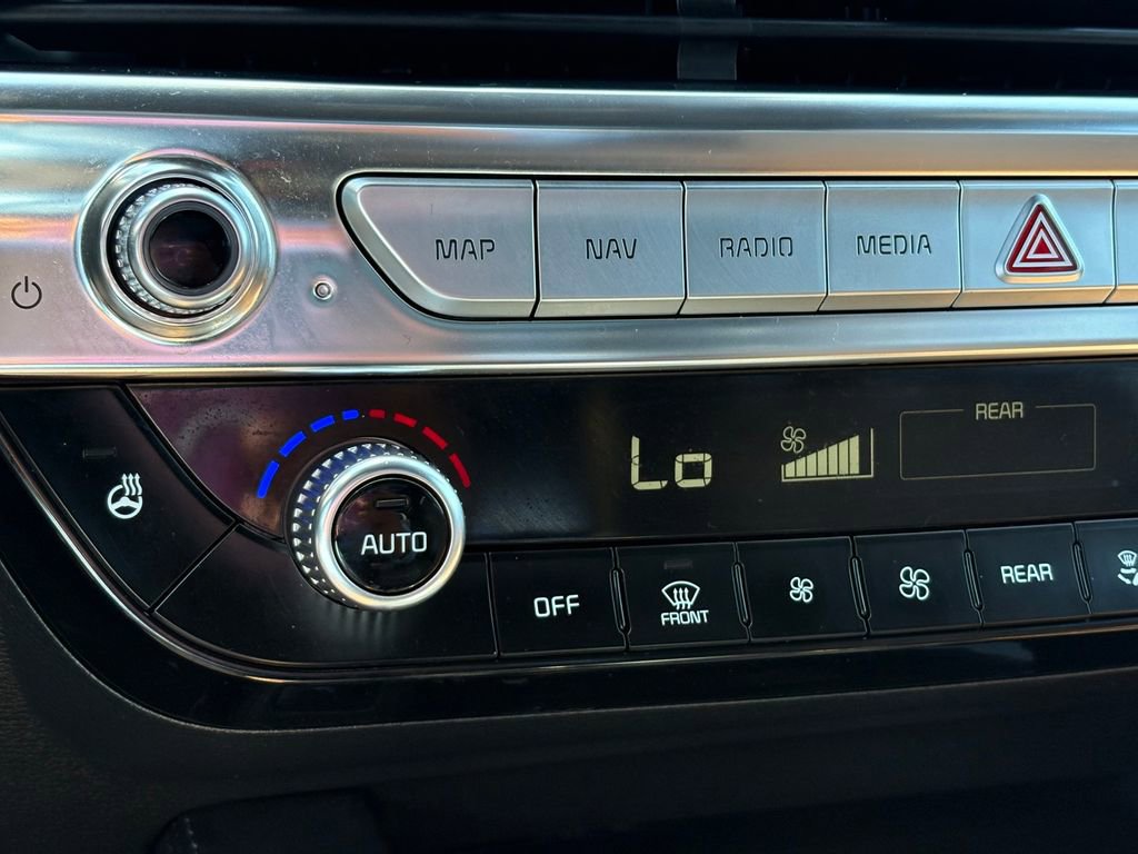 Used 2022 Kia Telluride SX w/ SX Prestige Package image 30