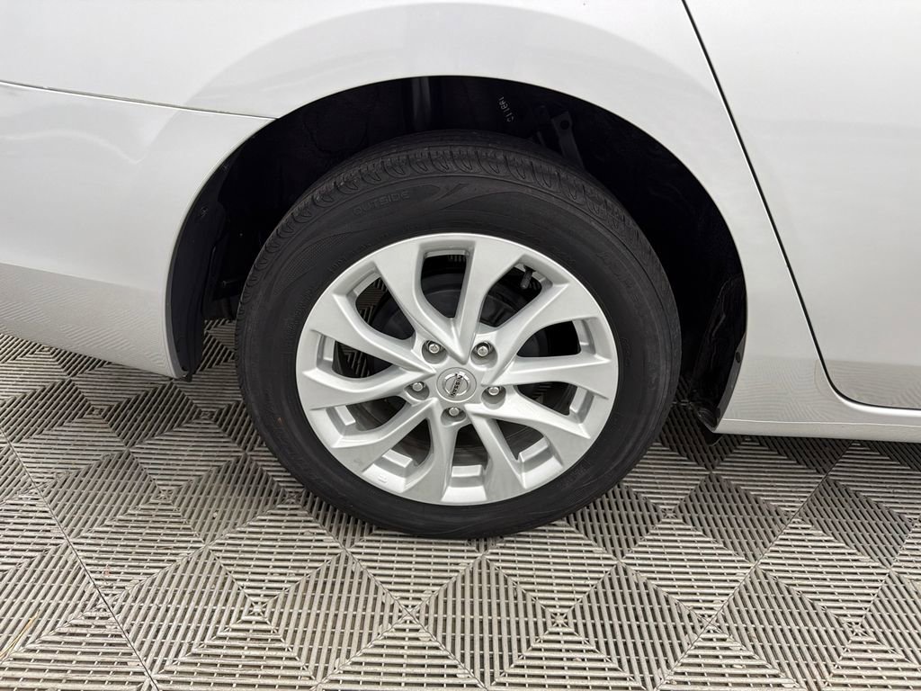 Used 2019 Nissan Sentra SV image 18