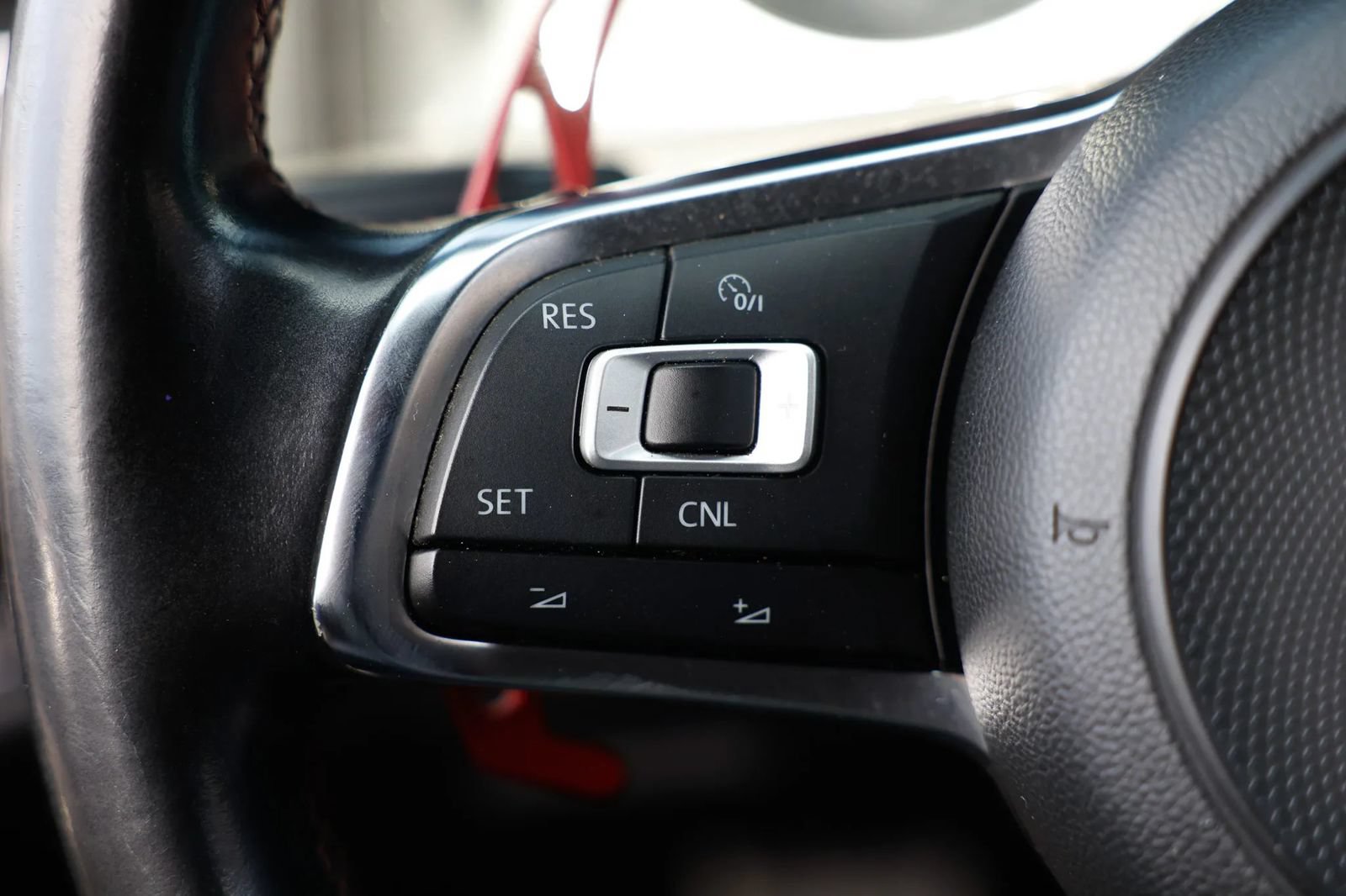 Used 2017 Volkswagen GTI Sport FWD image 26