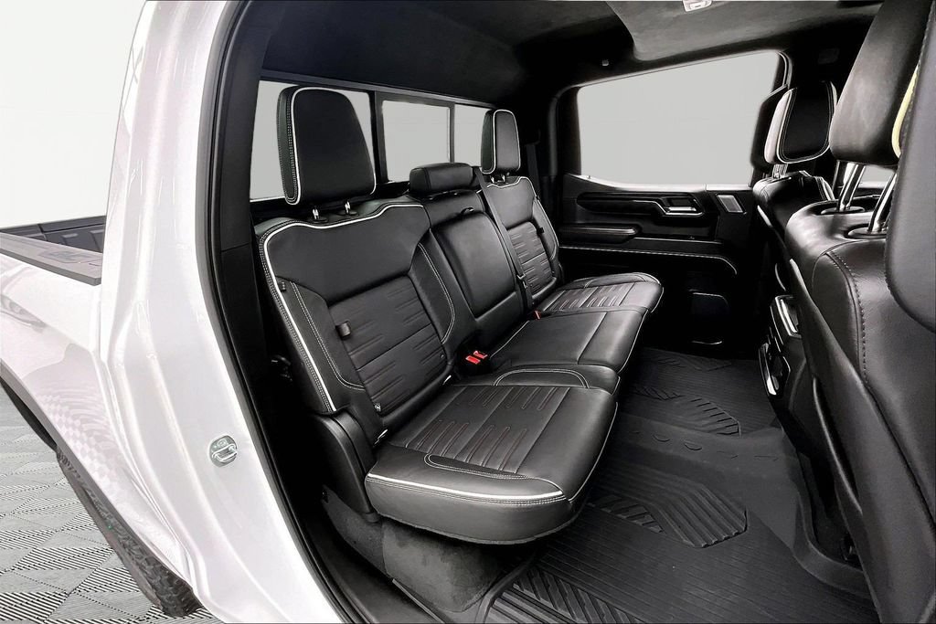 Used 2023 GMC Sierra 1500 AT4X w/ AT4X AEV Edition AWD/4WD image 28