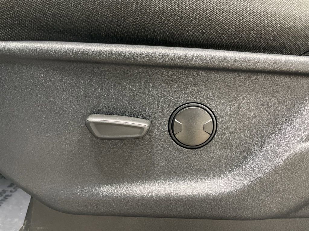 Used 2024 Ford F150 XLT w/ Tow/Haul Package image 26