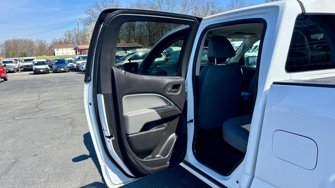 Used 2021 Chevrolet Colorado W/T w/ WT Convenience Package image 17