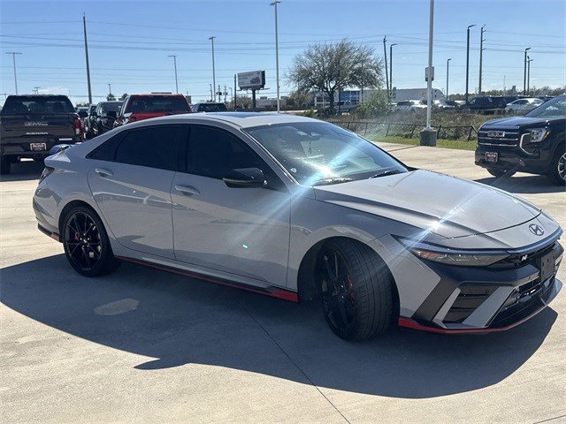 Used 2025 Hyundai Elantra N DCT image 14