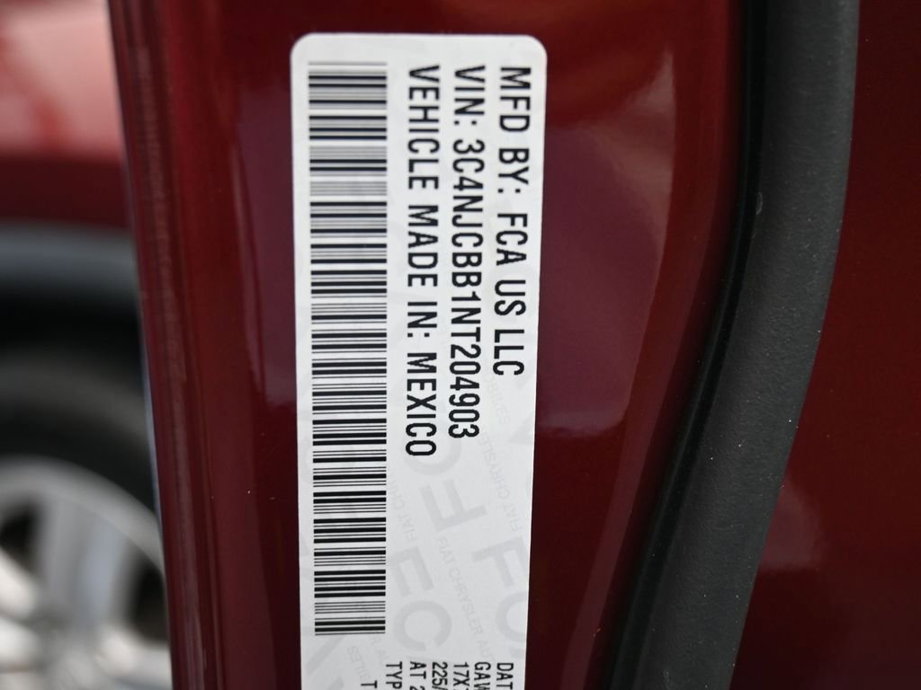 Used 2022 Jeep Compass Latitude image 17