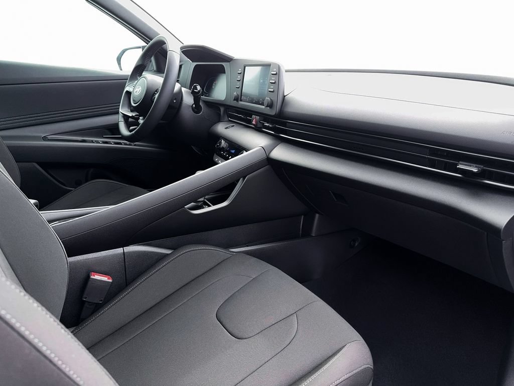 New 2026 Hyundai Elantra SEL Sport Premium FWD image 23