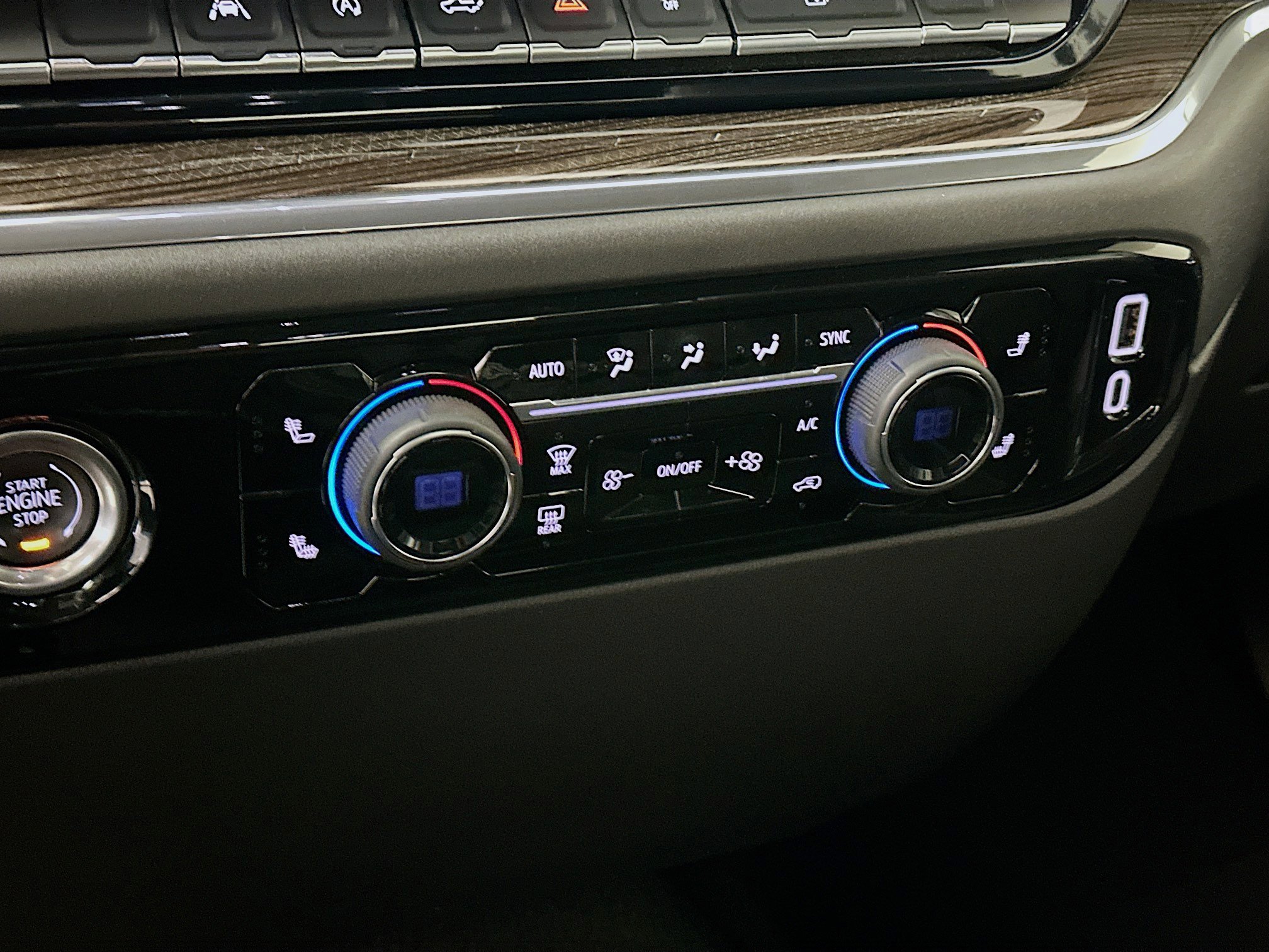 Used 2024 Chevrolet Silverado 1500 LT image 23