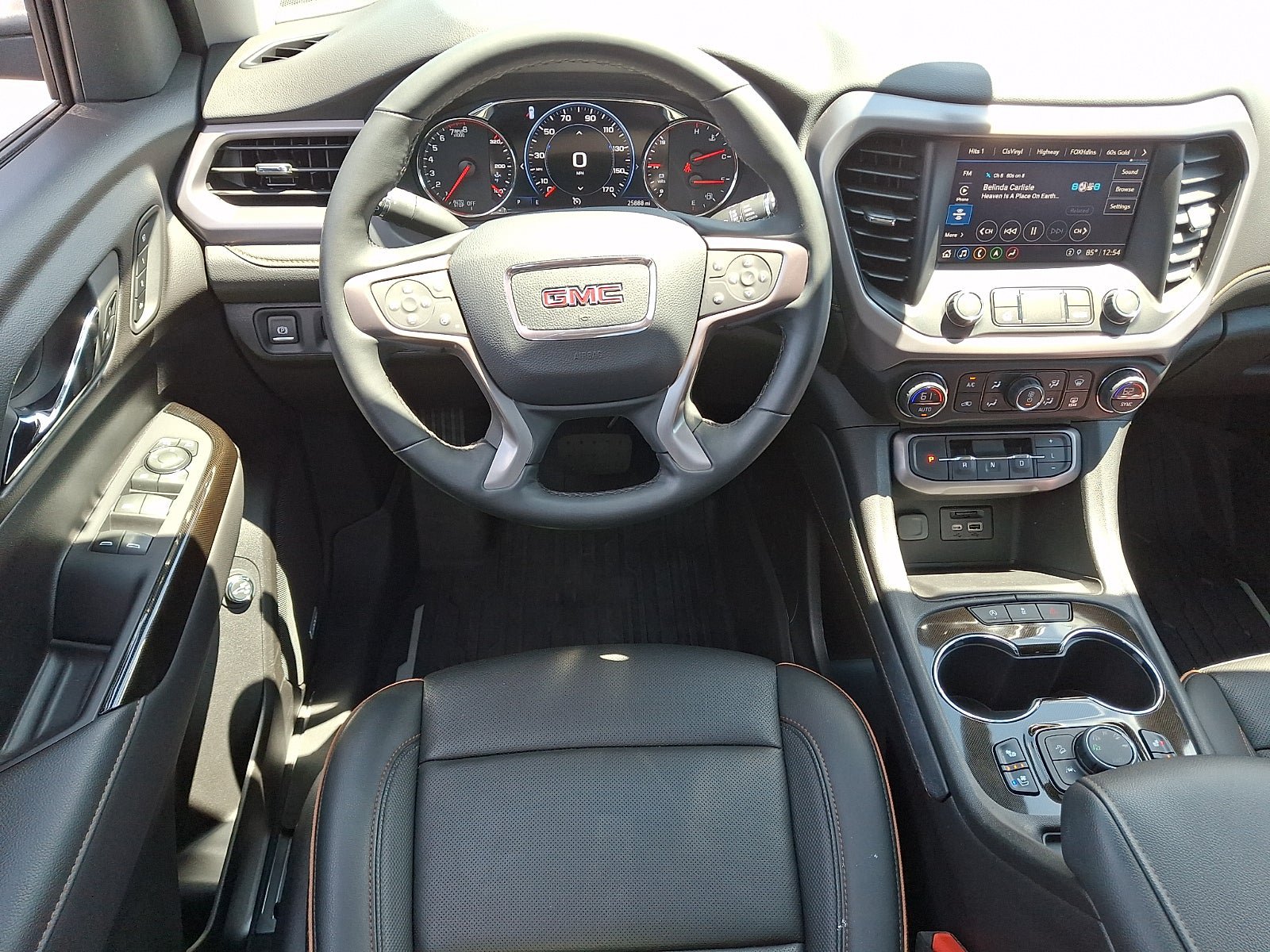 Used 2023 GMC Acadia AT4 w/ Technology Package AWD/4WD image 13