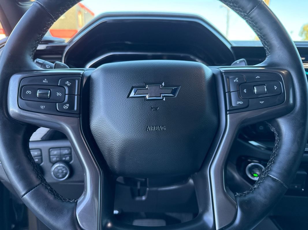 Used 2023 Chevrolet Silverado 1500 ZR2 image 25