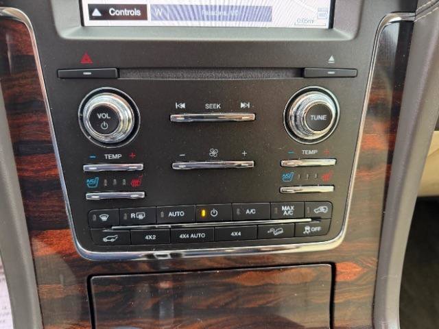 Used 2017 Lincoln Navigator L Reserve AWD/4WD image 29