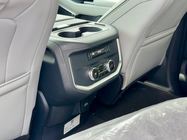 New 2027 Ford Expedition Max Platinum w/ Platinum Ultimate Package AWD/4WD image 12