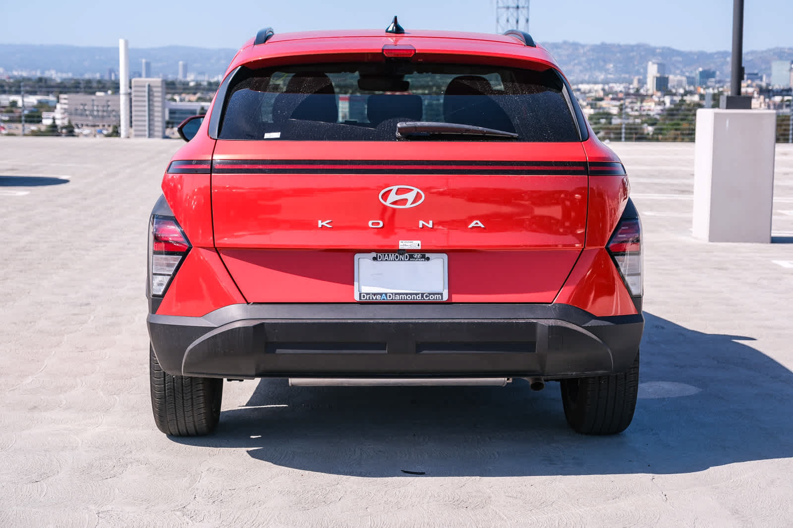 Used 2024 Hyundai Kona SEL w/ Convenience Package FWD image 5