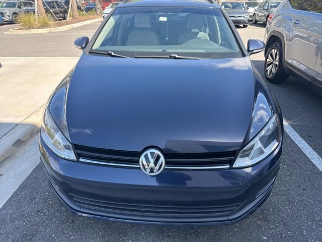 Used 2015 Volkswagen Golf S image 2