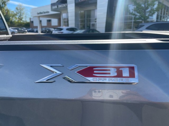 New 2026 GMC Sierra 1500 Elevation w/ Elevation Premium Package image 9