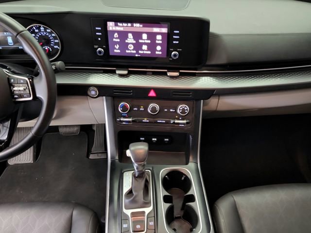 Used 2023 Kia Carnival LX FWD image 23