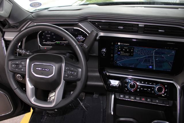 Used 2024 GMC Sierra 2500 Denali w/ Denali Reserve Package image 29